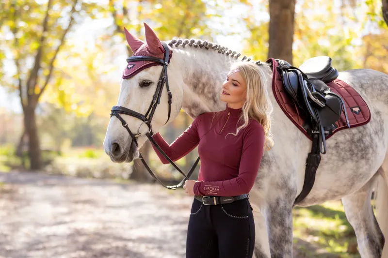LeMieux Loire Classic Close Contact Square Orchid-4