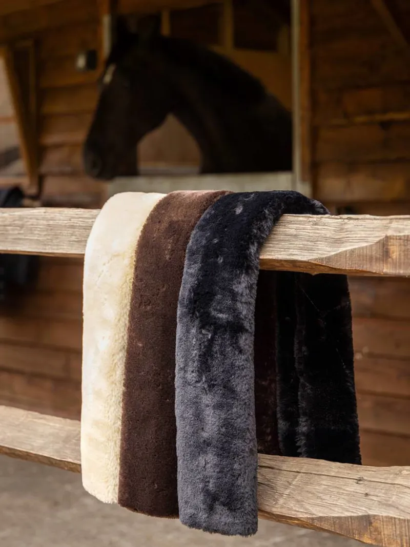 LeMieux Simuwool Breastgirth Cover Natural-1