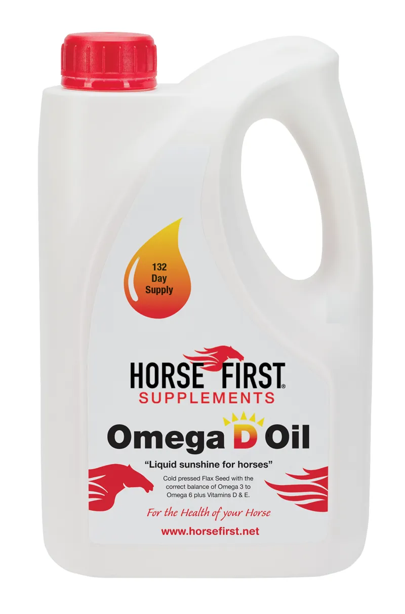 Horse First 4lt Omega D Oil in White