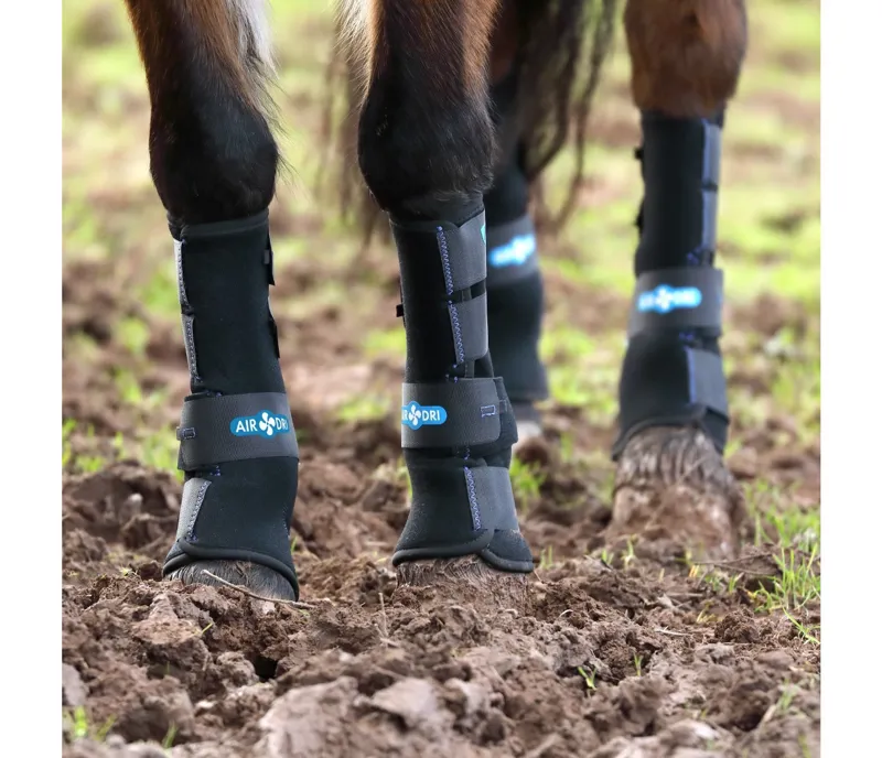 ARMA Deluxe Mud Socks in BLACK-1