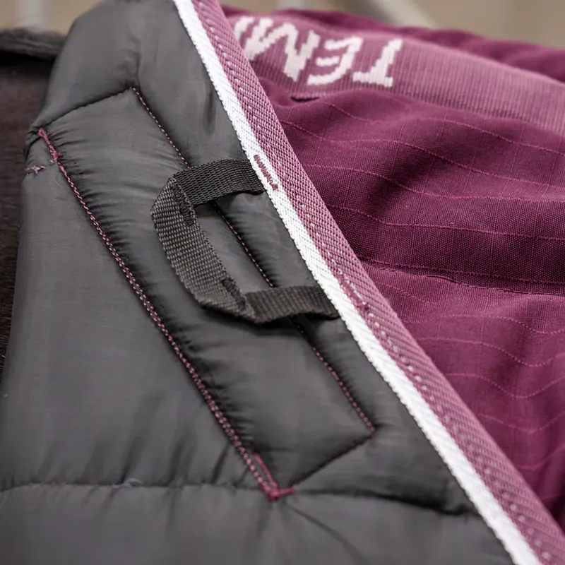 Tempest Original 300 Stable Rug and Neck-1