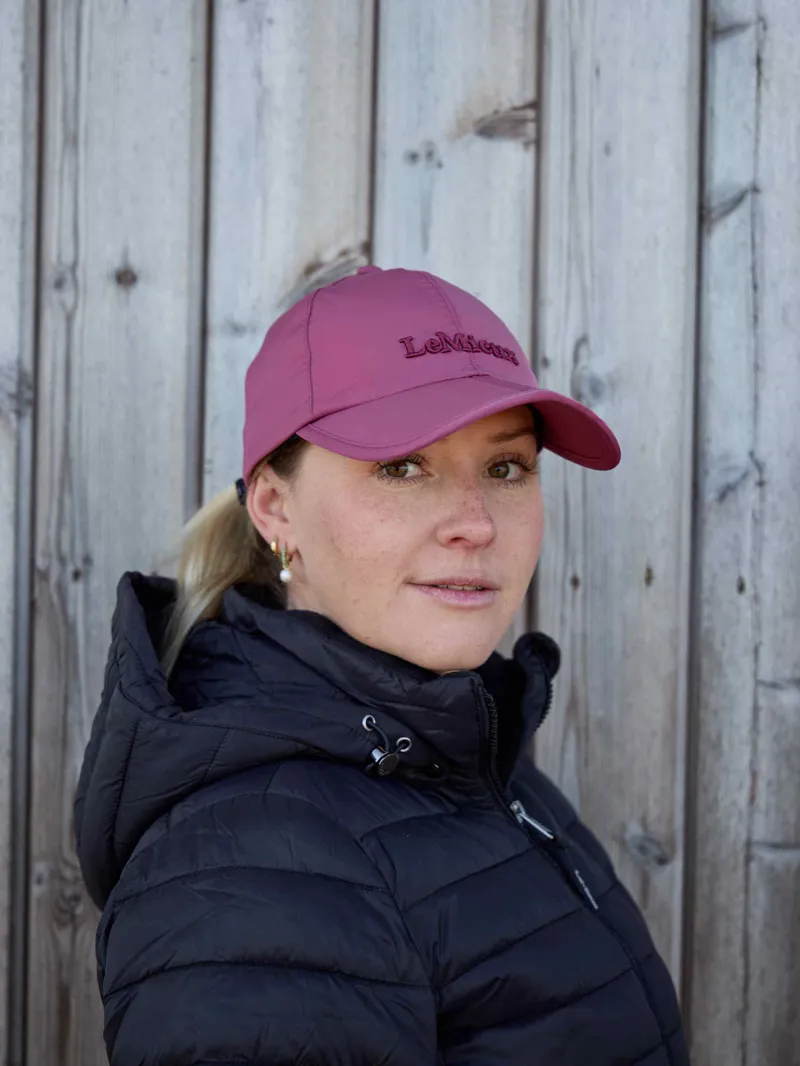 LeMieux x Sealskinz Waterproof Foldable Peak Cap Pink