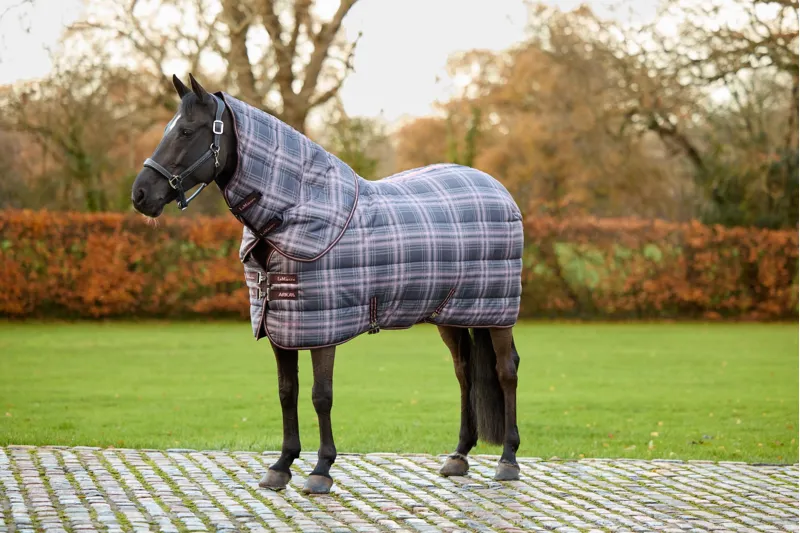 Arika Heritage Check 100g Turnout Rug Cocoa