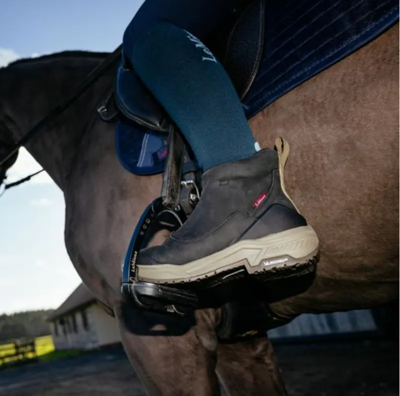 Le Mieux Trex Waterproof Zip Boots Black-2
