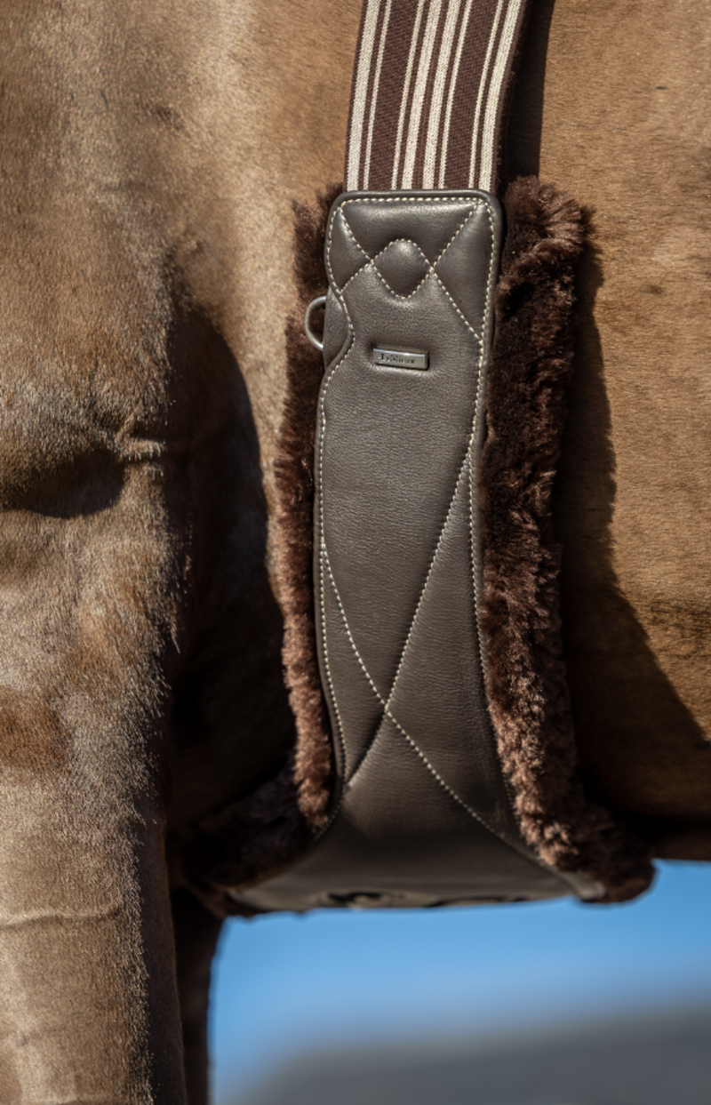 Arika Simuwool Contoured Long Girth Brown-1