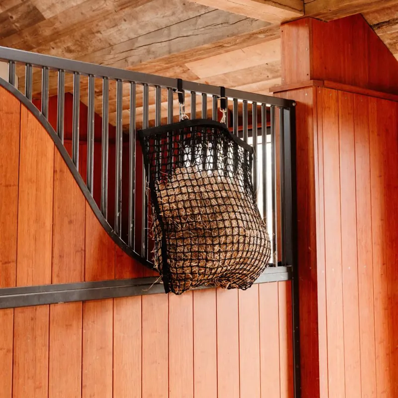 Grooming Deluxe Square Haynet with Easy Fill Medium-1