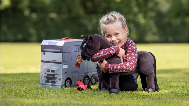 Mini LeMieux Pony Freya-2