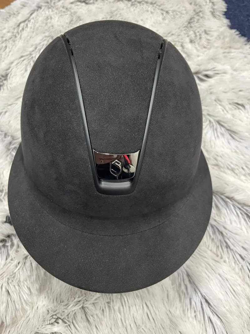 Miss Shield V2 Alcantra Black with Matt Black Trim Medium-2