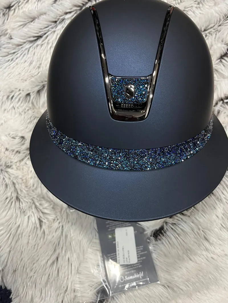 Miss Shadowmatt Blue w/ Ultrafine Bermuda Band and Blazon