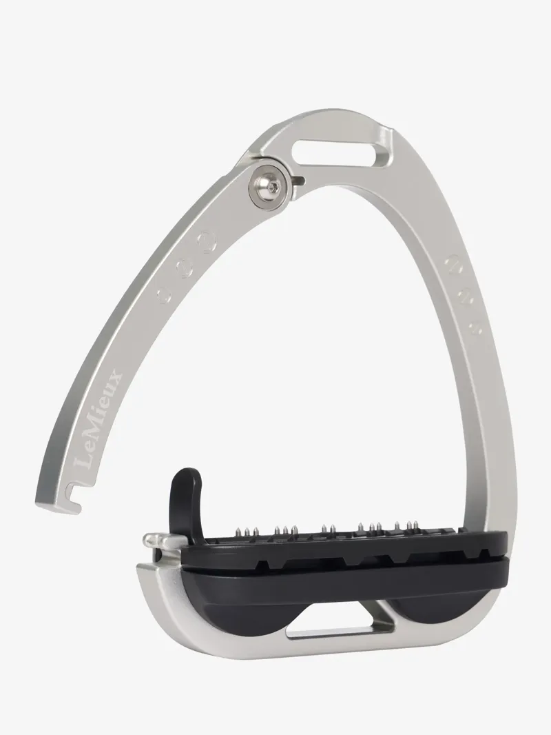 LeMieux Vector Balance Stirrup Aluminium-1