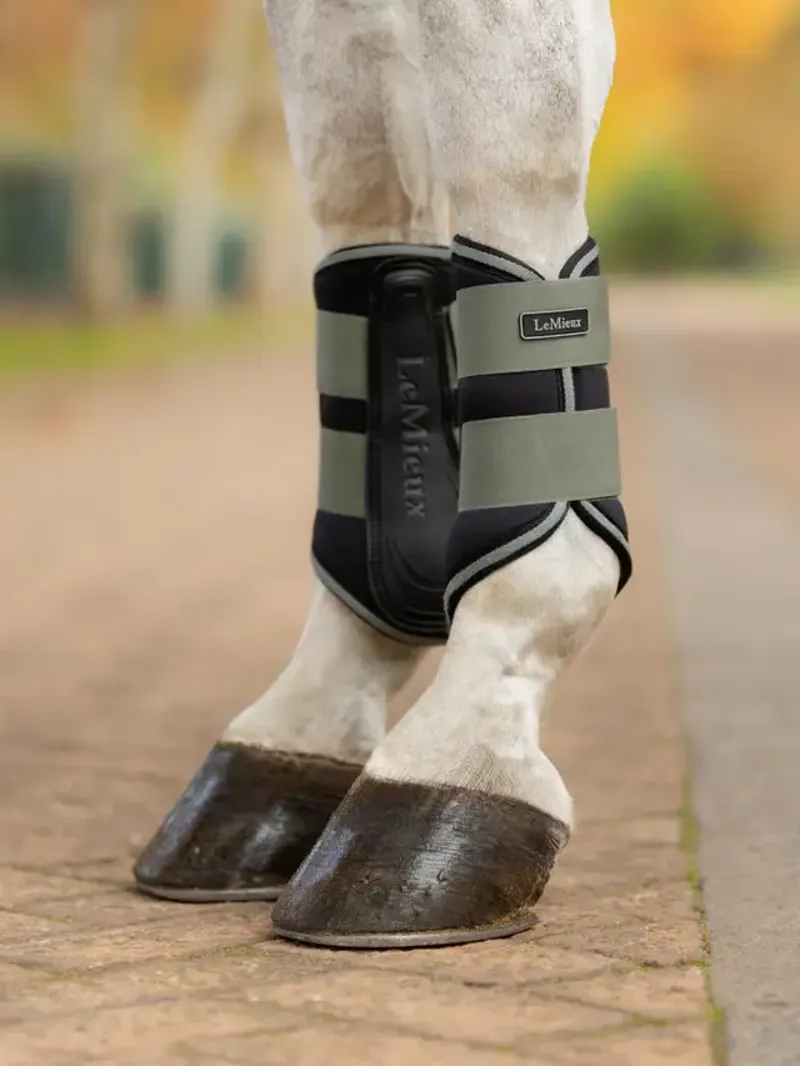 Le Mieux Grafter Brushing Boots Rosemary