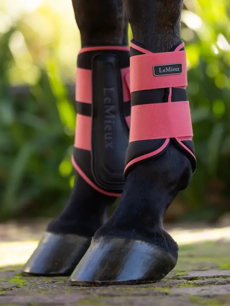 Le Mieux Grafter Brushing Boots Cranberry