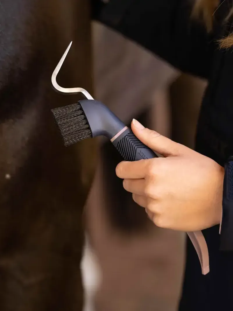 Heavy Duty Hoof Pick Navy-1