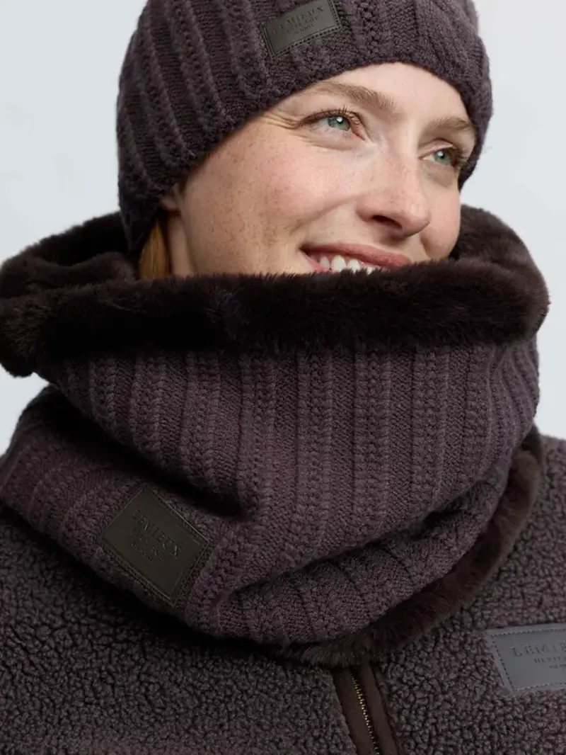 Heritage Knitted Snood Cocoa-1