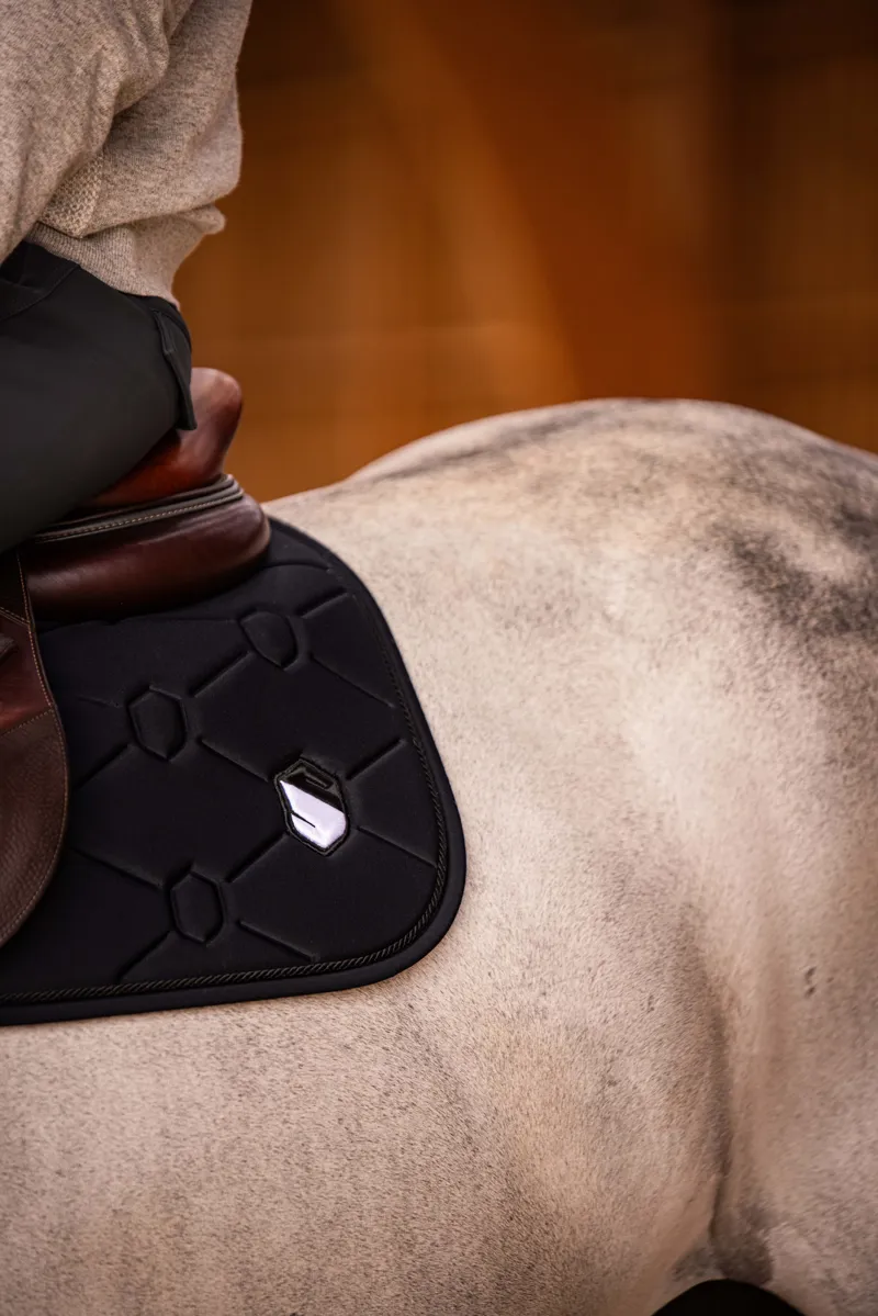 Samshield Spineshield Jump Embroidery Black-1