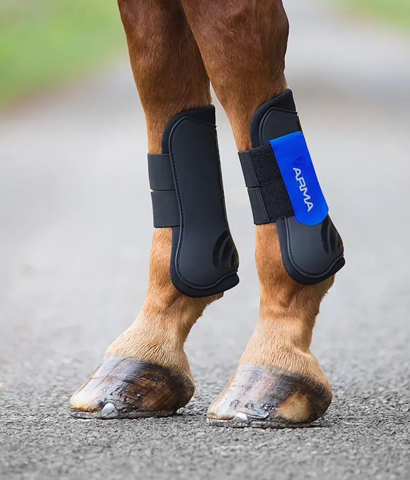 ARMA Tendon Boots in BLKROY