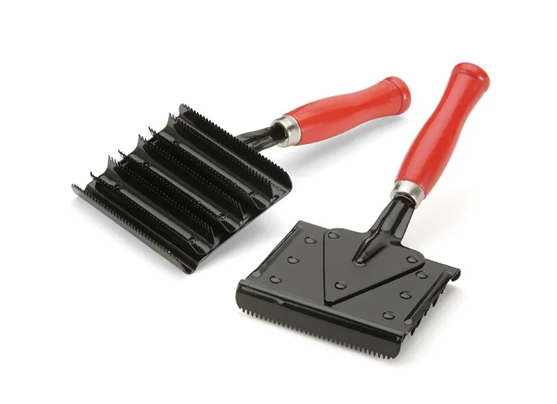 Ezi-Groom Metal Jockey Curry Comb